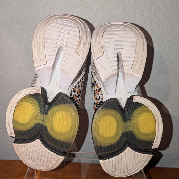 Nike Cheetah Leopard Print Shoes Size 6.5 - Picture 6 of 8